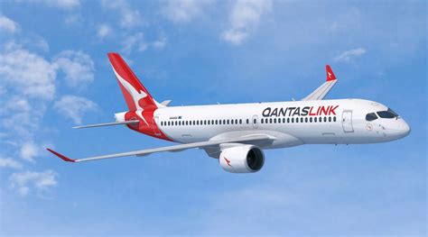 Should I take my Qantas Loyalty Bonus as points or Status .